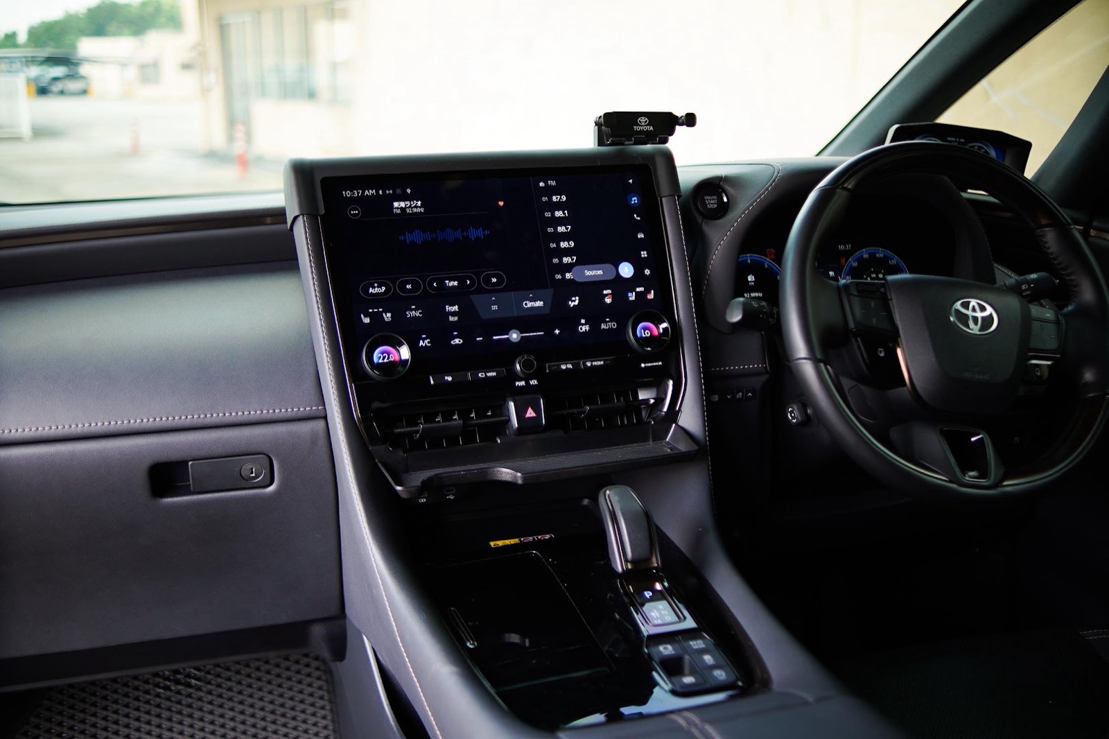 MPV interior and dashboard